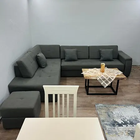Korca Central Apartment * 科尔察