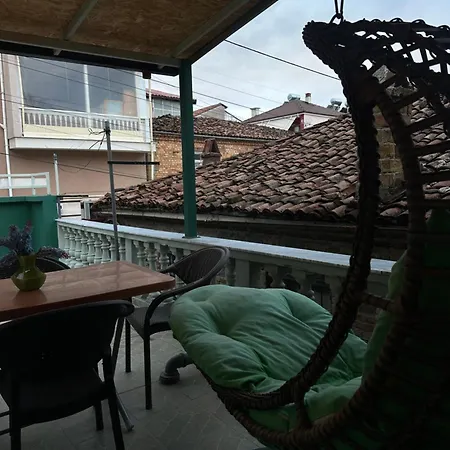 Korca Central Apartment コルチャ