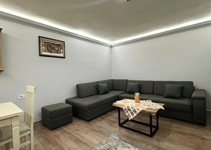 Korca Central Apartment * Korce